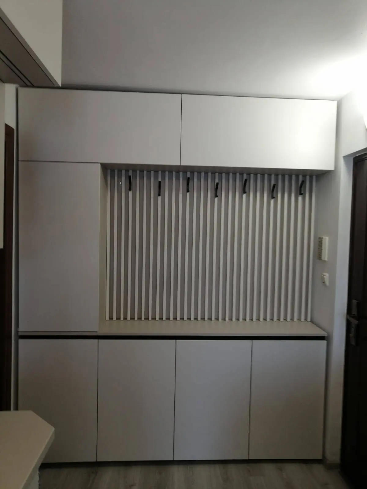 Mobilier de hol cu cuier