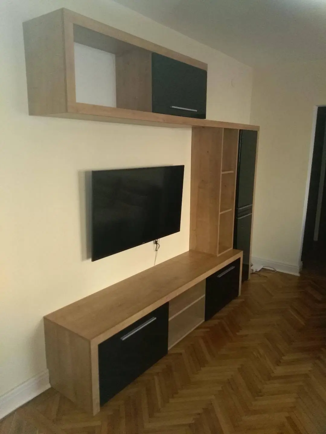 Mobilier living cu comodă TV